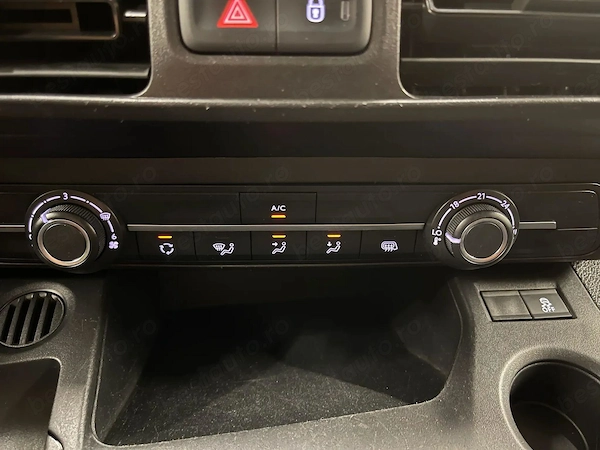 PEUGEOT Partner 2021 — imagine 12