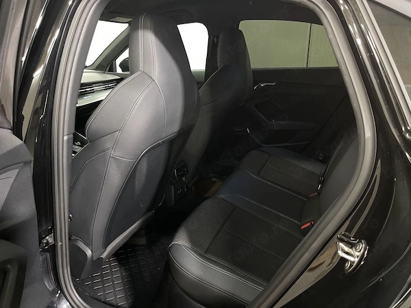 AUDI Unknown Model 2022 — imagine 11