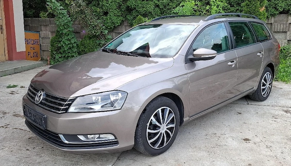 VOLKSWAGEN Passat 2012 — imagine 4