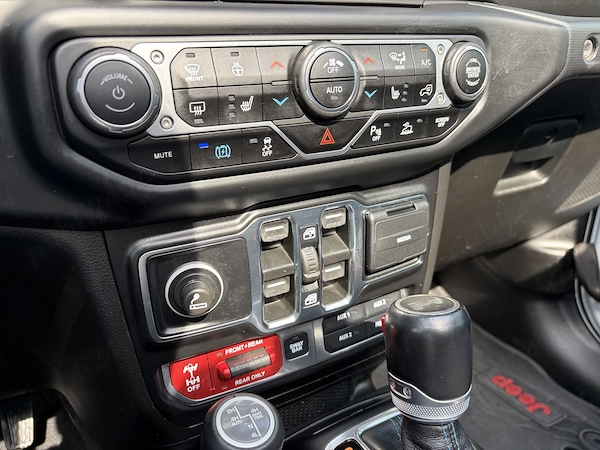 JEEP Wrangler 2022 — imagine 15