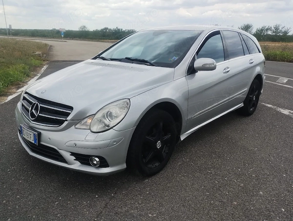 MERCEDES-BENZ R-Class