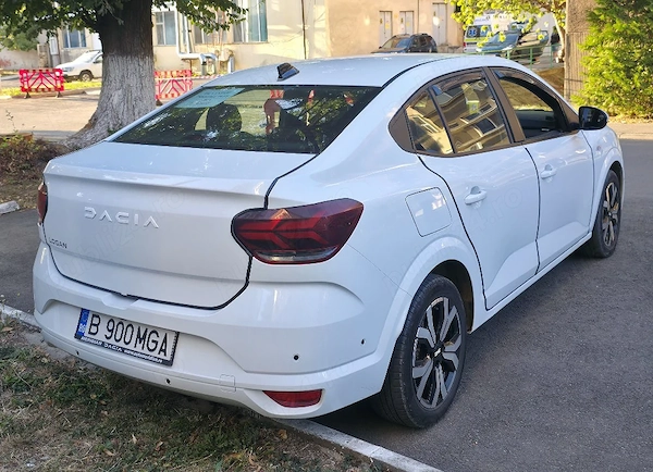 DACIA Logan 2023 — imagine 3
