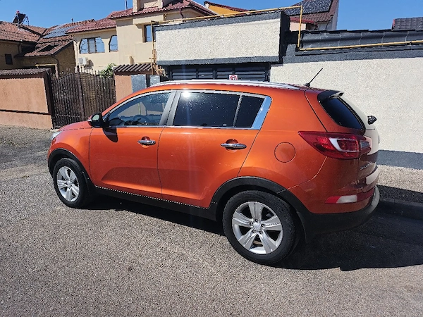 KIA Sportage 2014 — imagine 2