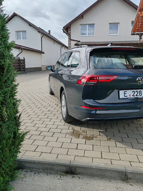 VOLKSWAGEN Golf 2022 — imagine 5