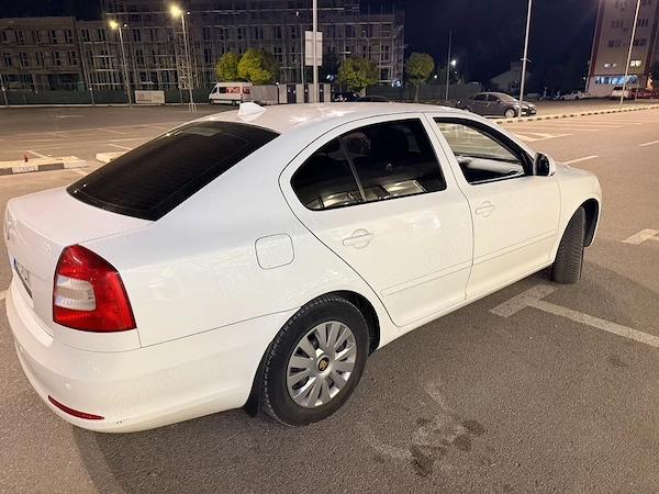SKODA Octavia 2010 — imagine 2