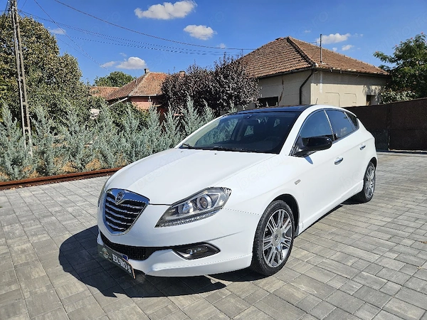 lancia delta an 2014