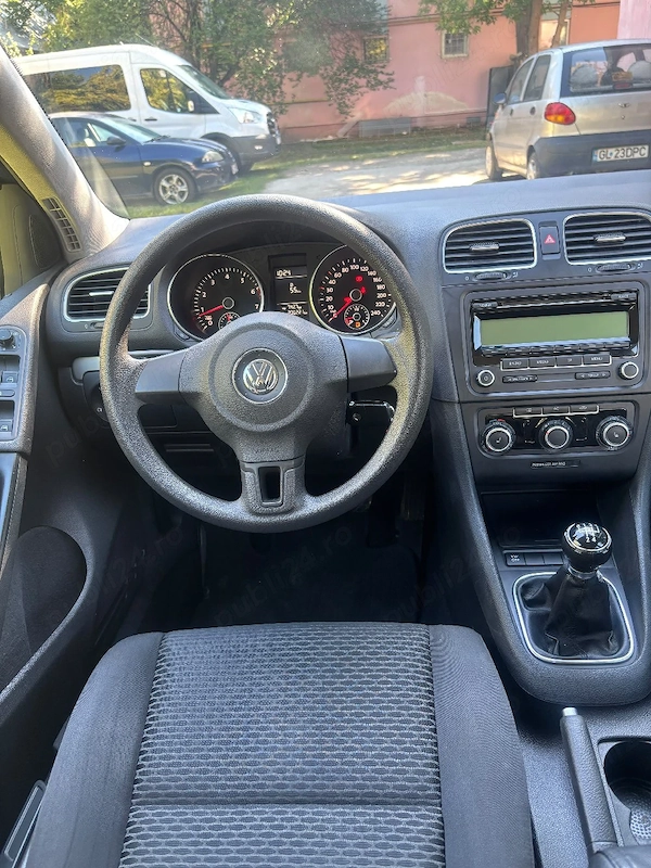 VOLKSWAGEN Golf 2010 — imagine 4