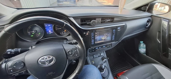 TOYOTA Auris 2017 — imagine 5