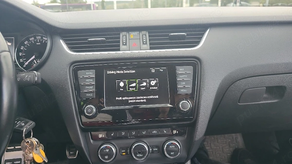 SKODA Octavia 2017 — imagine 3