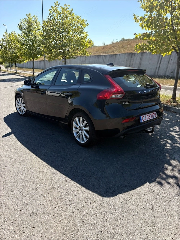 VOLVO V40 2015 — imagine 3