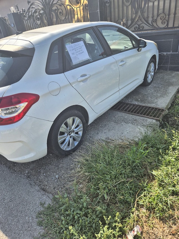 CITROËN C4 2012 — imagine 3