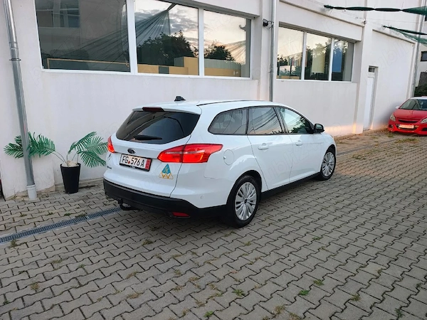 FORD Focus 2018 — imagine 2