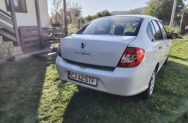 RENAULT Symbol 2011 — imagine 5