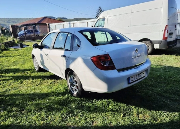 RENAULT Symbol 2011 — imagine 3