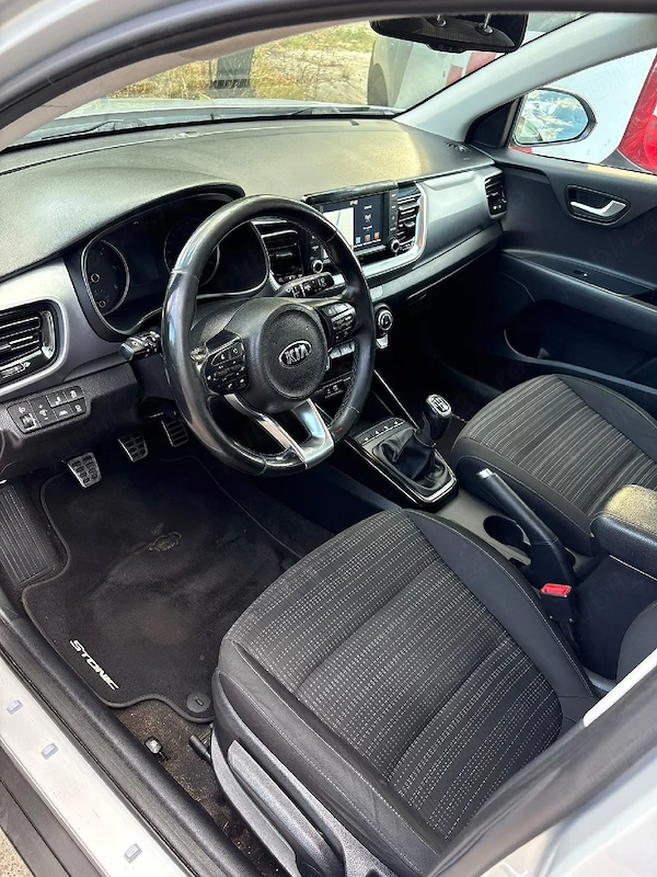 KIA Stonic 2018 — imagine 8