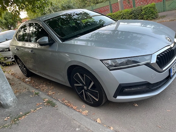 SKODA Octavia 2021 — imagine 3