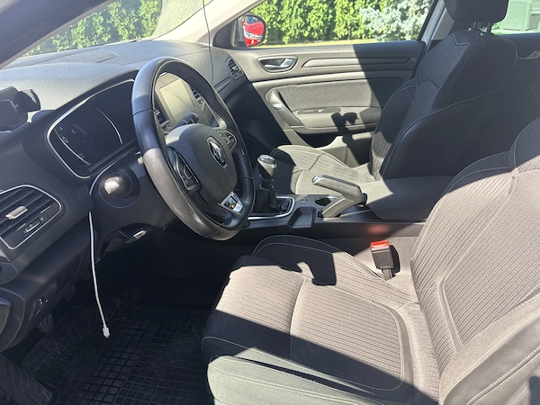 RENAULT Megane 2018 — imagine 7