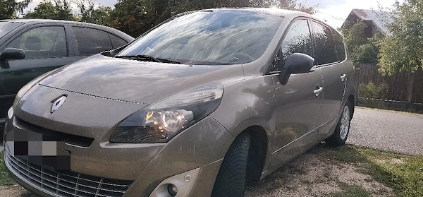 RENAULT Scenic