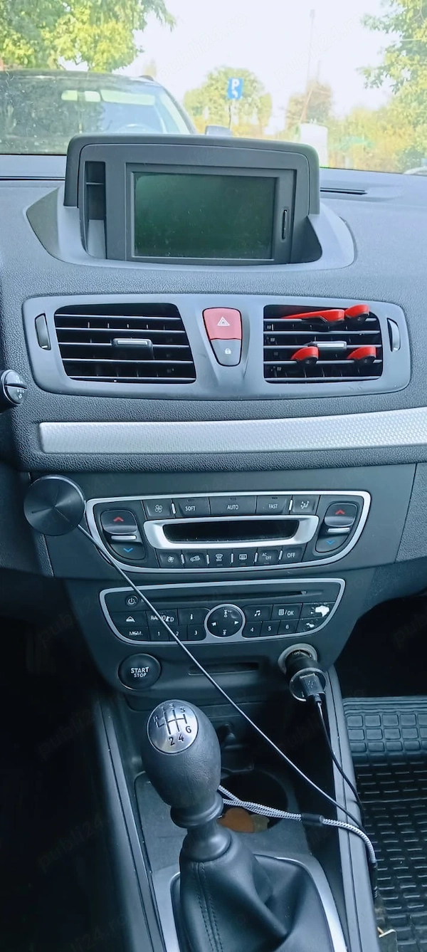RENAULT Megane 2010 — imagine 5