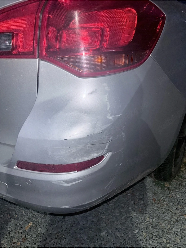 OPEL Astra 2011 — imagine 4