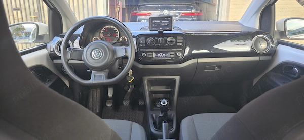 VOLKSWAGEN Up 2013 — imagine 3