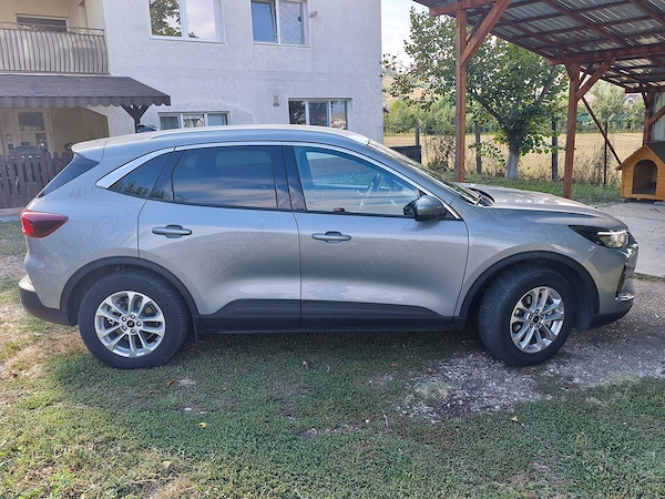 FORD Kuga 2024 — imagine 2