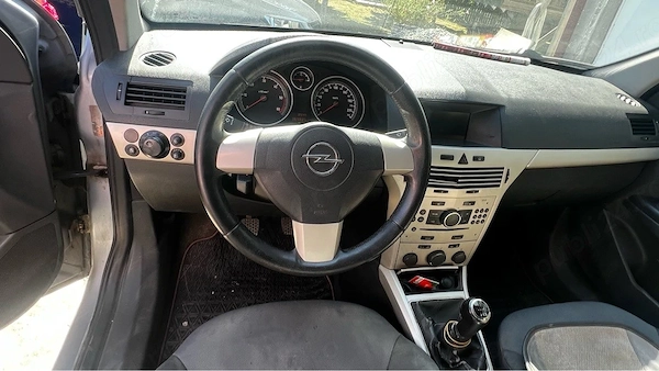 OPEL Astra 2008 — imagine 4
