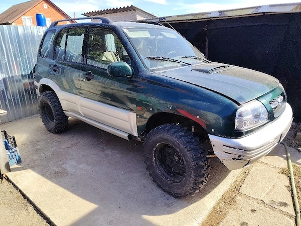 Vând Grand Vitara