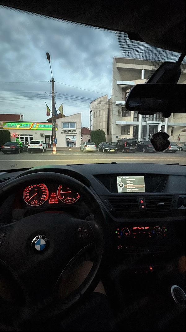 BMW  2010 — imagine 5