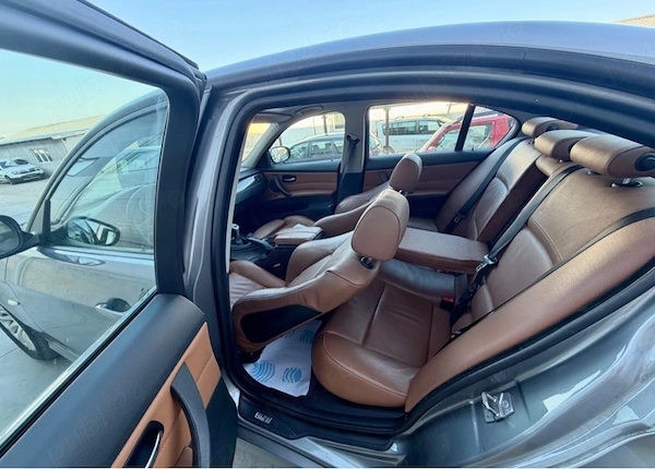 BMW 3 Series 2009 — imagine 7