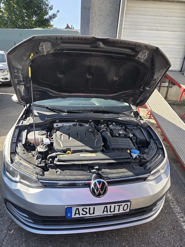 VOLKSWAGEN Golf 2023 — imagine 3