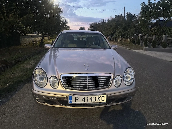 MERCEDES-BENZ E-Class