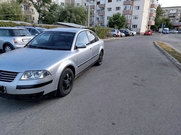 VOLKSWAGEN Passat 2002 — imagine 3