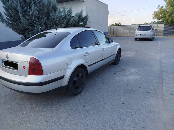 VOLKSWAGEN Passat 2002 — imagine 2