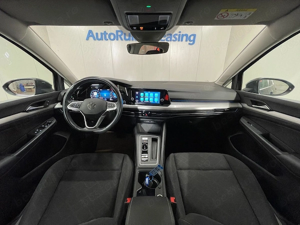 VOLKSWAGEN Golf 2023 — imagine 32