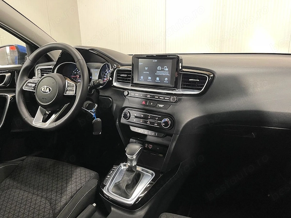 KIA Unknown Model 2019 — imagine 8