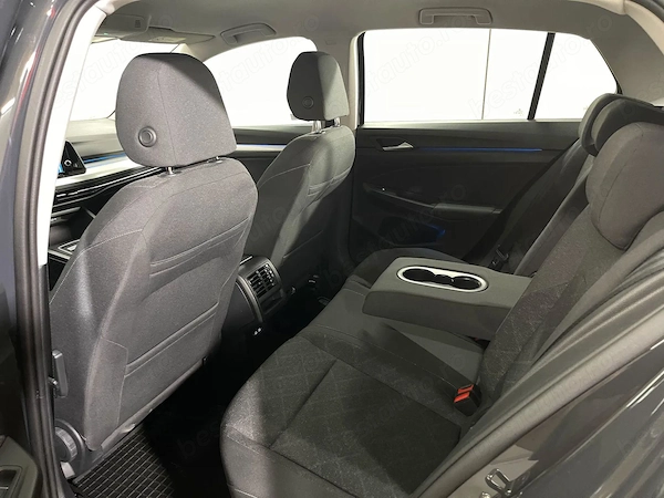 VOLKSWAGEN Golf 2023 — imagine 37