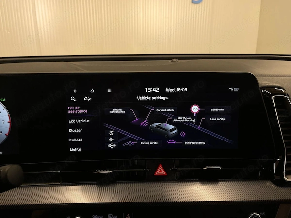 KIA Sportage 2023 — imagine 16