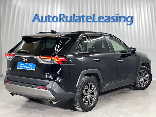TOYOTA RAV4 2022 — imagine 3