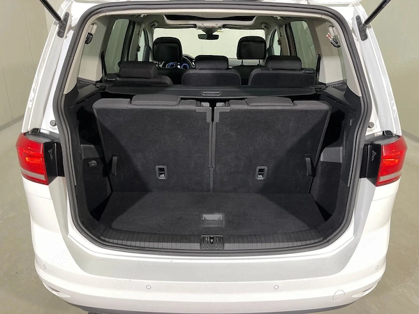 VOLKSWAGEN Touran 2023 — imagine 15