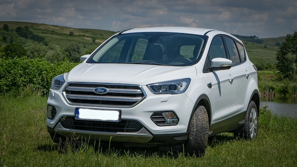 FORD Kuga 2017 — imagine 2