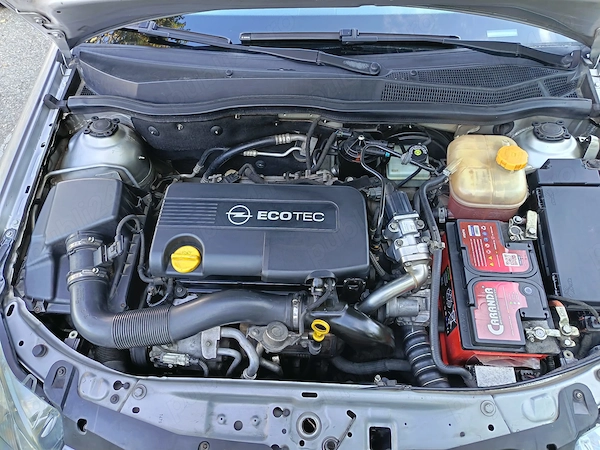 OPEL Astra 2009 — imagine 3
