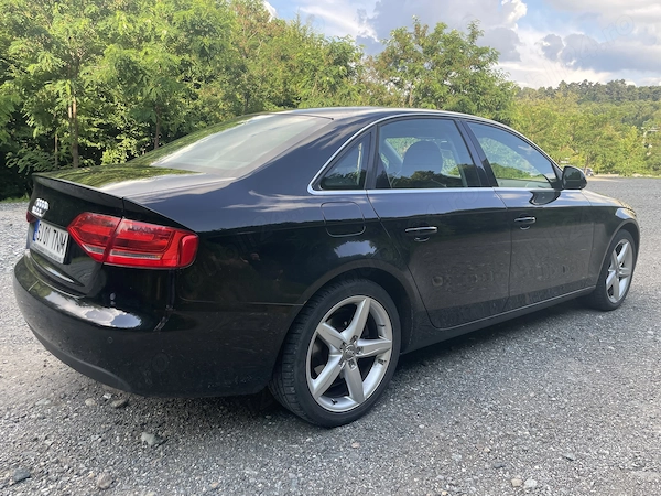 AUDI A4 2009 — imagine 3