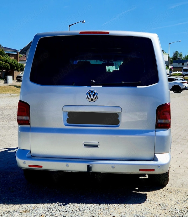 VOLKSWAGEN Multivan 2010 — imagine 3
