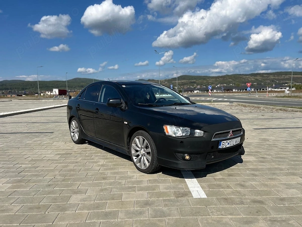 MITSUBISHI Lancer