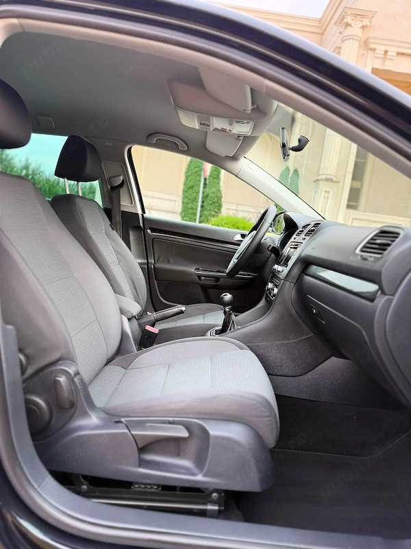 VOLKSWAGEN Golf 2010 — imagine 7
