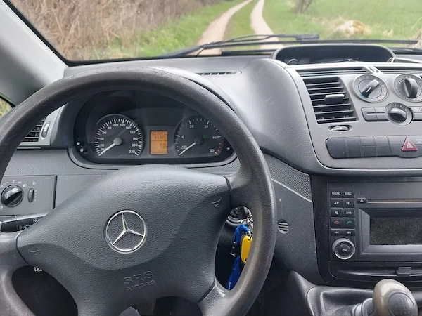 MERCEDES-BENZ Vito 2011 — imagine 2