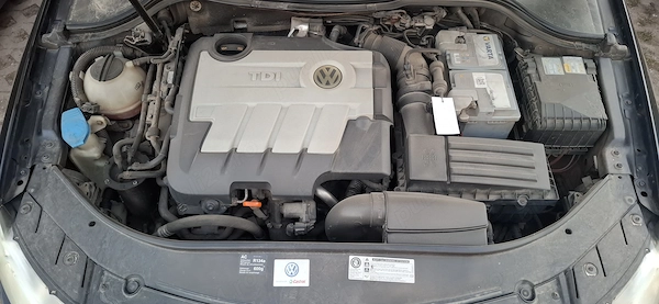 VOLKSWAGEN Passat 2010 — imagine 10