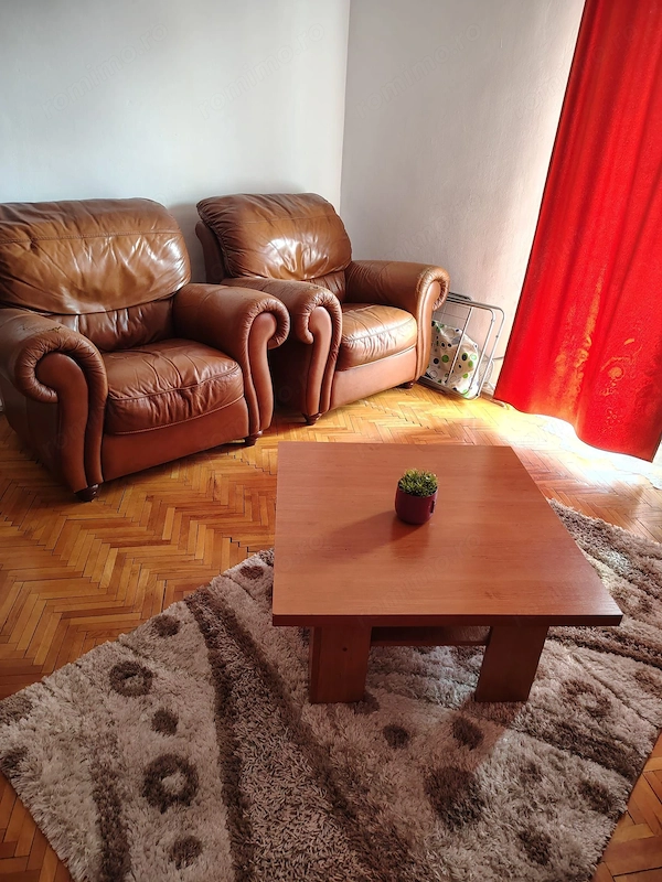 De inchiriat apartament 3 camere in zona Spitalul Judetean — fotografia 1