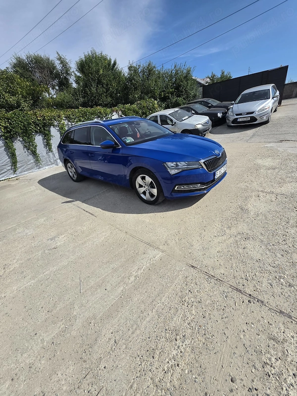 SKODA Superb 2022 — imagine 3